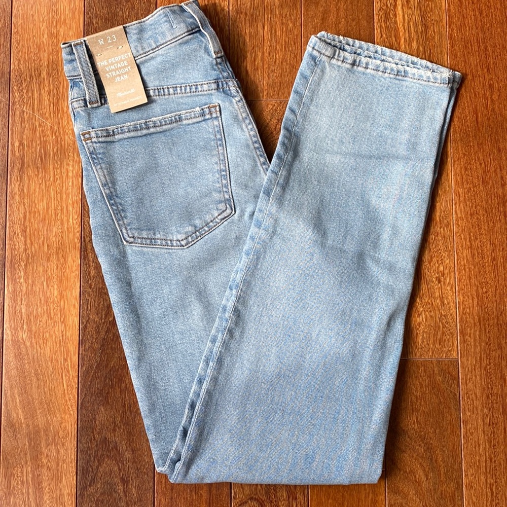 Madewell Perfect Vintage Straight Jean - Size 23